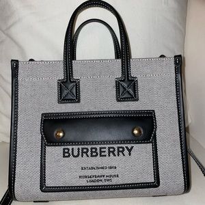 Burberry Tote